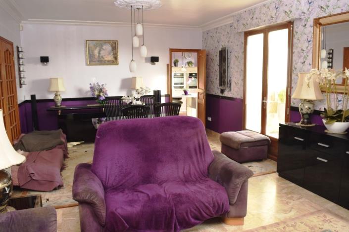 Image No.4-5 Bed House for sale