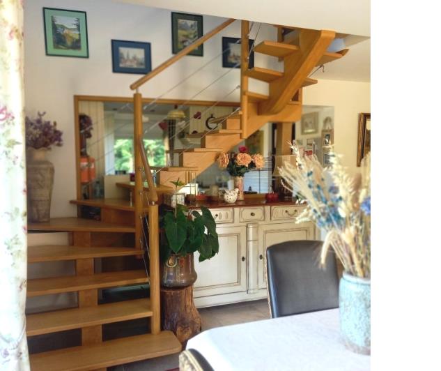 Image No.17-3 Bed House for sale