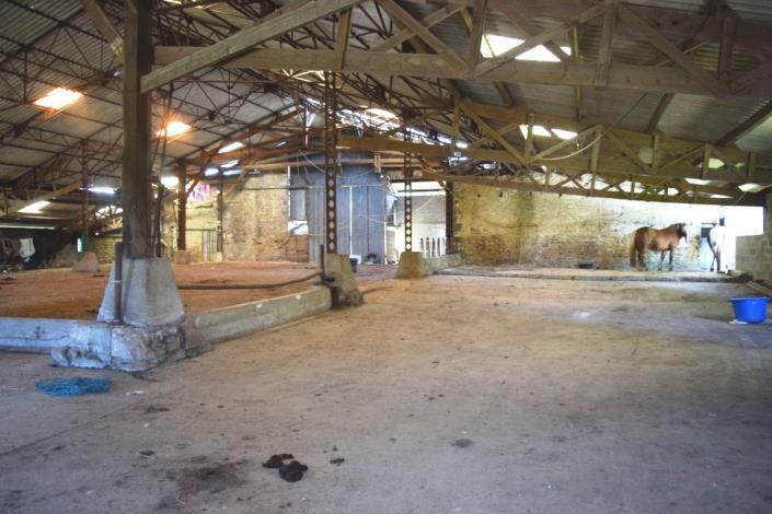 Image No.21-5 Bed House for sale