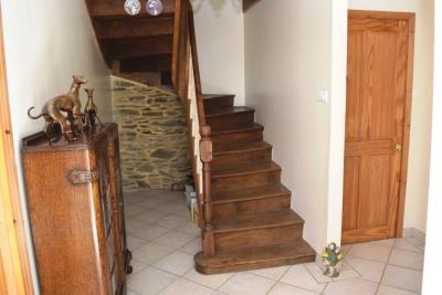 10-DSC_4264-HALL-ENTREE-VERS-1ER-ETAGE