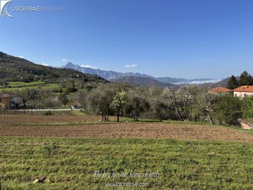 a2a113d8-2f59-9fcd-5d6f-6ff6276f0c9e