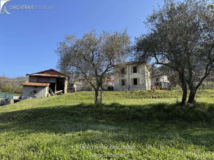 Image No.20-5 Bed Villa for sale