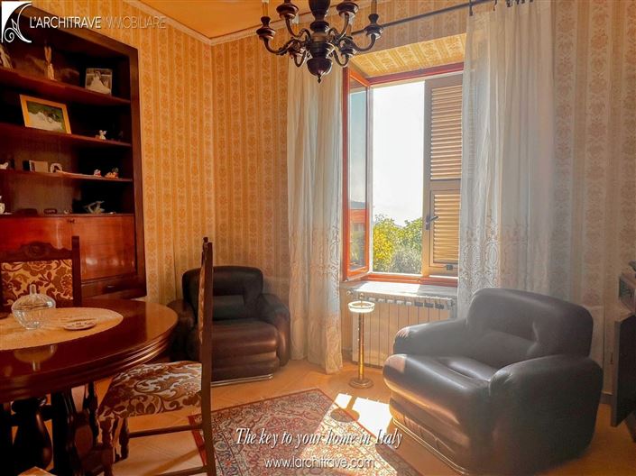 Image No.5-5 Bed Villa for sale