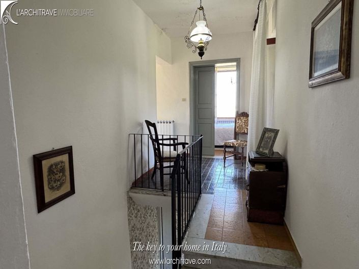 Image No.6-5 Bed Villa for sale