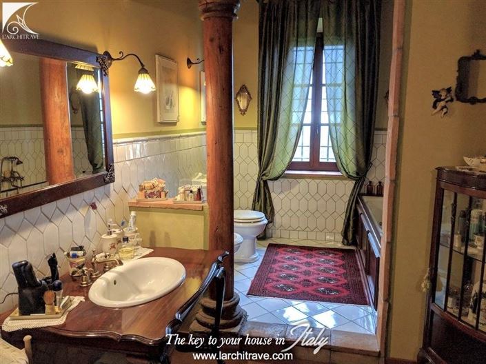 Image No.12-2 Bed Villa for sale