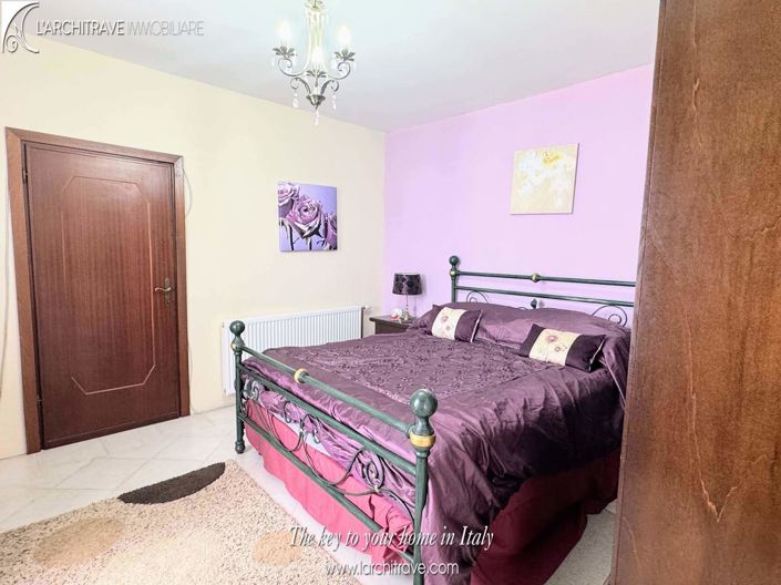 Image No.12-Villa de 2 chambres à vendre à Casola in Lunigiana