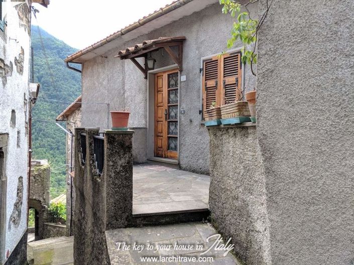 Image No.2-Maison de 3 chambres à vendre à Licciana Nardi