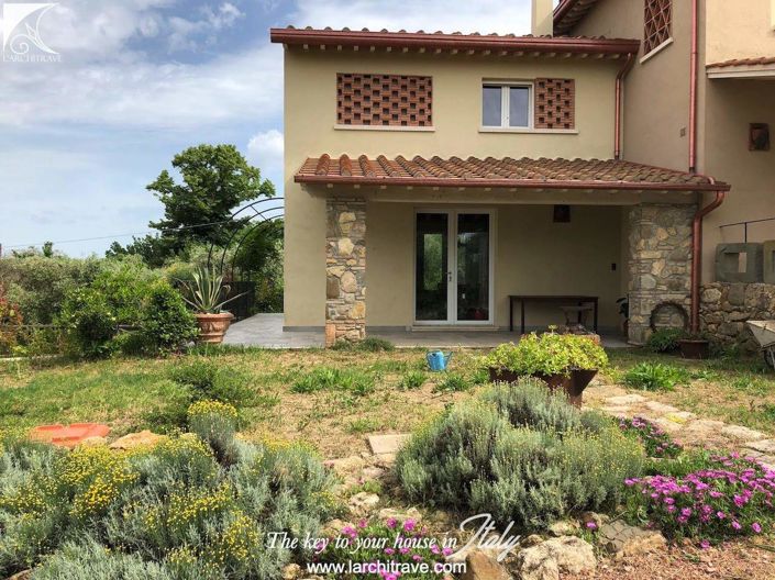 Image No.27-3 Bed Villa for sale