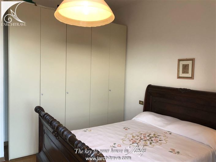 Image No.17-5 Bed Villa for sale