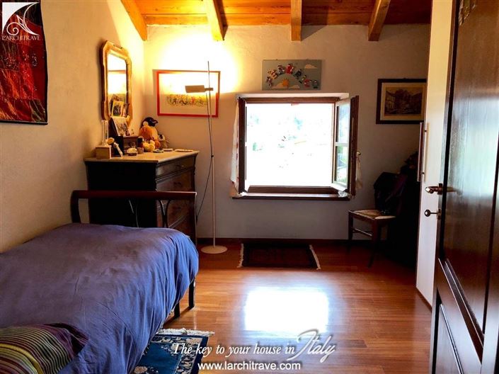 Image No.12-Villa de 7 chambres à vendre à Filattiera