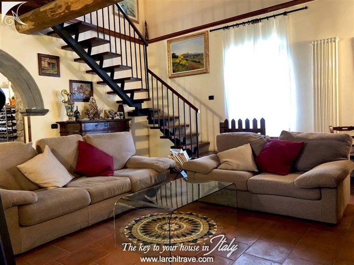 Image No.2-Villa de 7 chambres à vendre à Filattiera