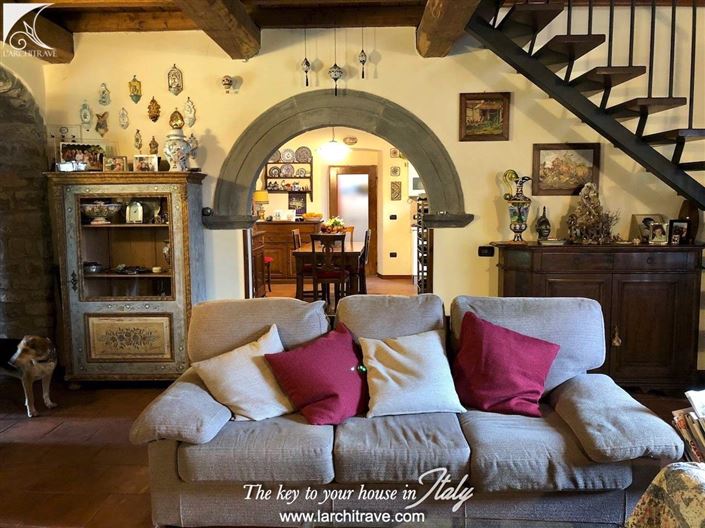 Image No.4-Villa de 7 chambres à vendre à Filattiera