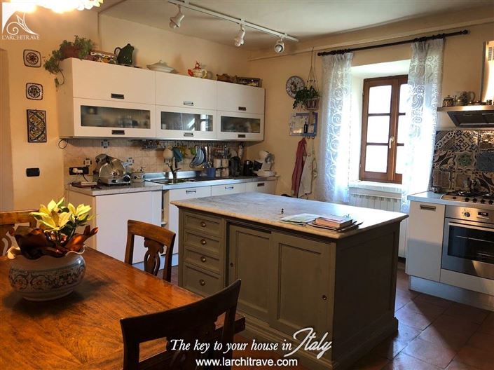 Image No.7-Villa de 7 chambres à vendre à Filattiera