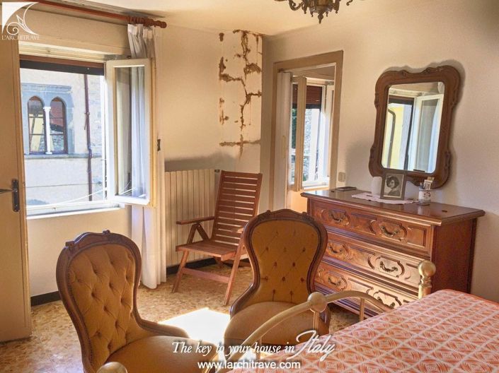 Image No.7-Maison de 2 chambres à vendre à Licciana Nardi