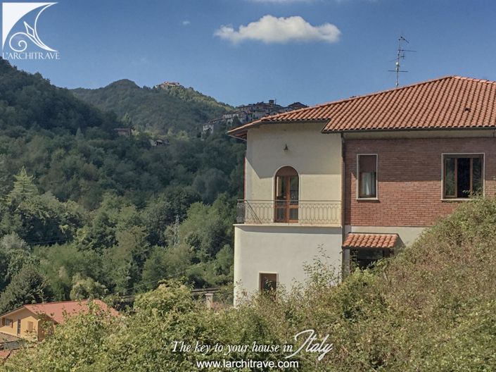 Image No.2-Villa de 4 chambres à vendre à Fivizzano