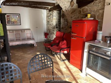 2fb451f7-5c29-4d76-853c-ab5501ea129f