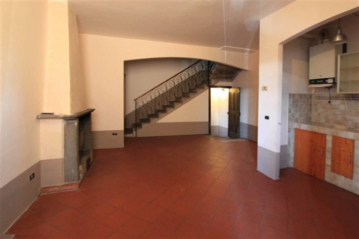 Image No.4-Maison de 2 chambres à vendre à Licciana Nardi