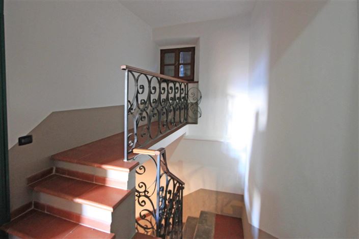 Image No.7-Maison de 2 chambres à vendre à Licciana Nardi