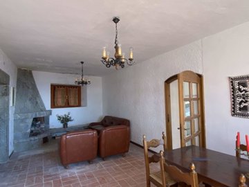 b7d628d9-23c6-81a0-460b-5810f392e568