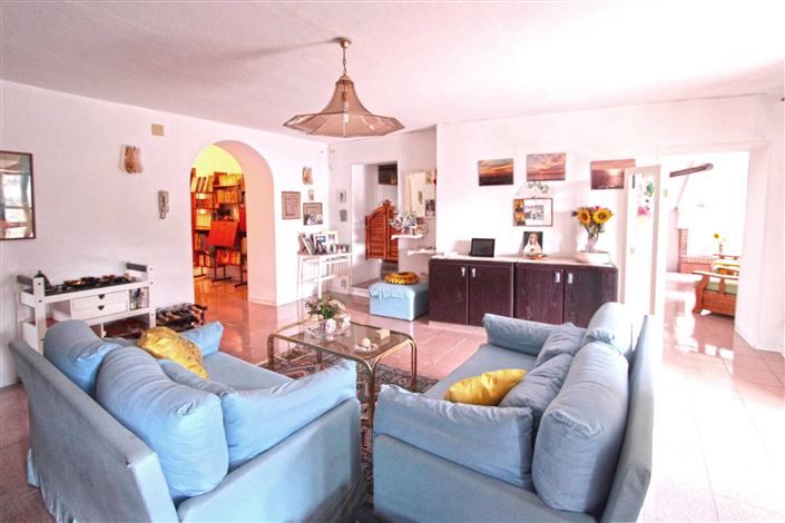 Image No.6-Maison de 4 chambres à vendre à Licciana Nardi