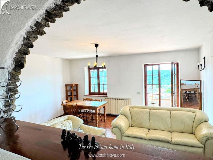 Image No.6-Maison de 3 chambres à vendre à Licciana Nardi