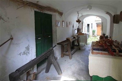 7307abec-90eb-5772-f506-729f6912f507