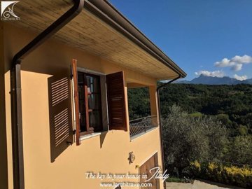 31b01fc4-3d80-0553-b329-545584d35156