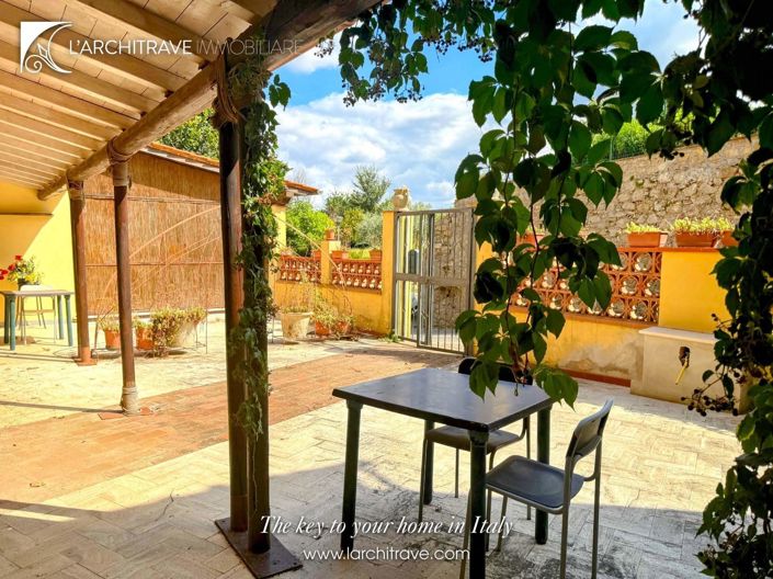 Image No.2-2 Bed House for sale