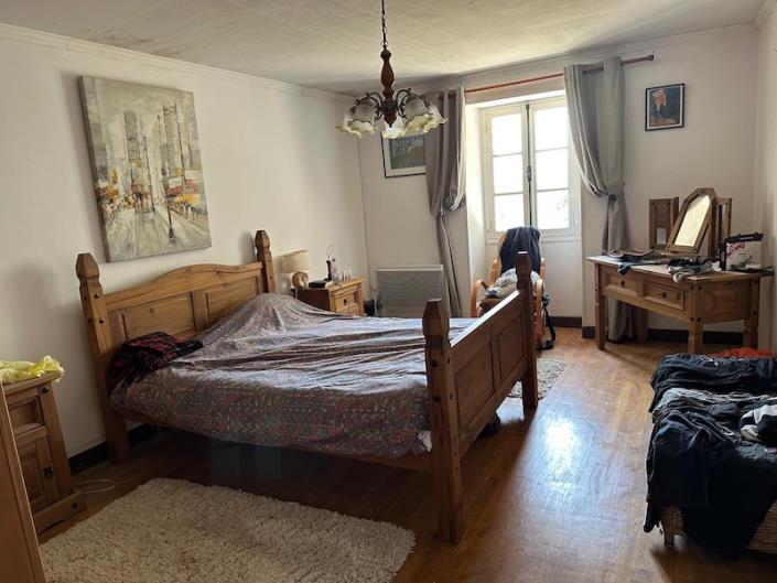 Image No.6-4 Bed Country House for sale