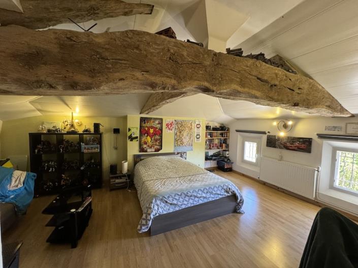 Image No.6-4 Bed House for sale