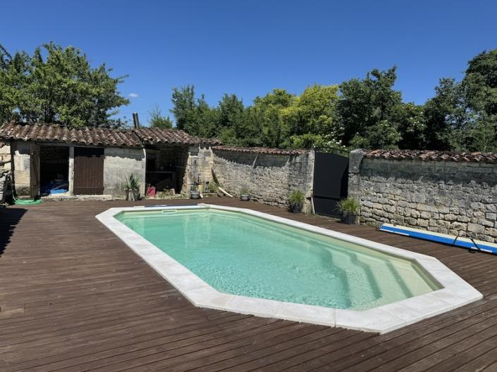 Image No.3-Maison de campagne de 5 chambres à vendre à Segonzac