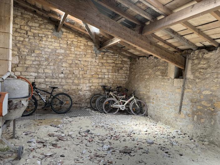 Image No.5-Maison de campagne de 5 chambres à vendre à Segonzac