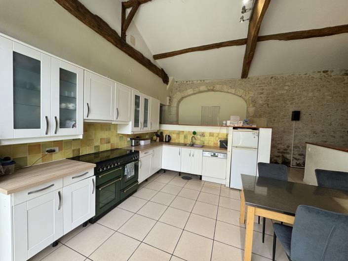 Image No.9-15 Bed Country Property for sale