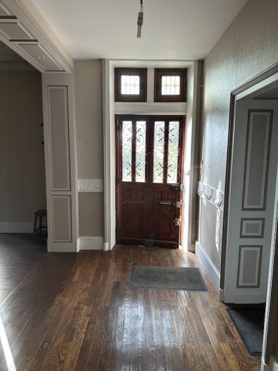 Image No.5-6 Bed House for sale