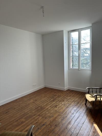 Image No.7-6 Bed House for sale