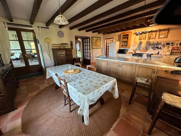 Image No.5-Maison de campagne de 5 chambres à vendre à Saint-Paul-Lizonne