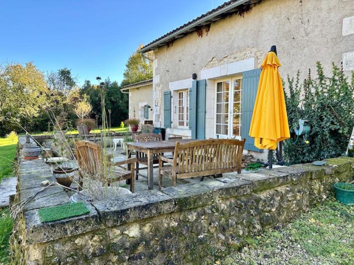 Image No.2-3 Bed Farmhouse for sale