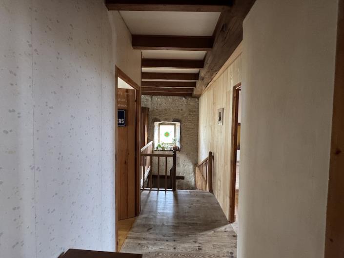 Image No.8-2 Bed Townhouse for sale