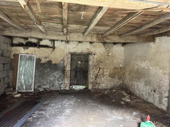 Image No.2-Barn for sale