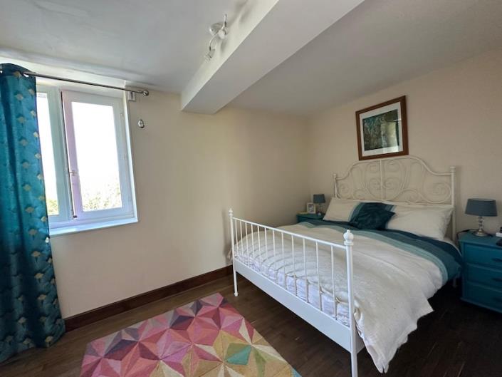 Image No.7-5 Bed Country House for sale