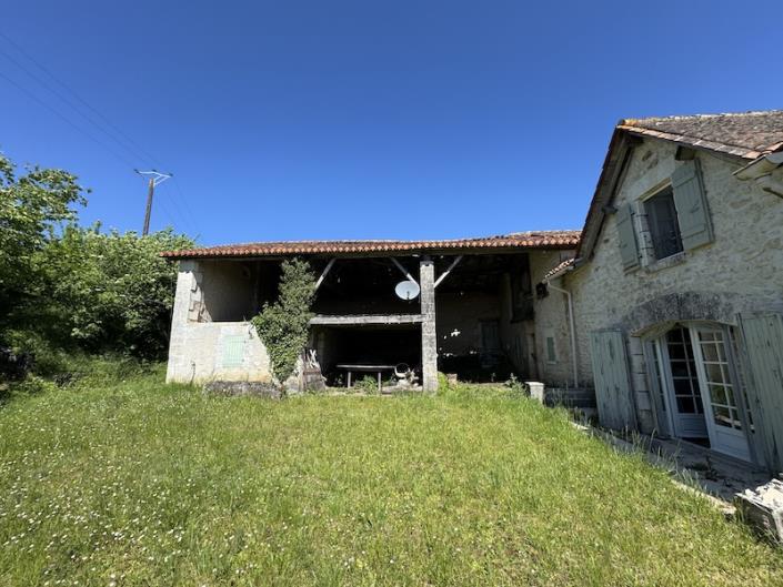 Image No.7-Maison de campagne de 4 chambres à vendre à Champagne-et-Fontaine
