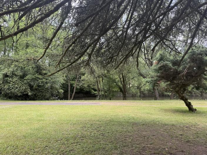 Image No.5-Maison de campagne de 4 chambres à vendre à Chalais