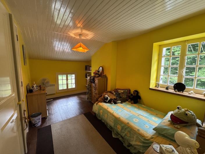 Image No.10-Maison de campagne de 4 chambres à vendre à Chalais