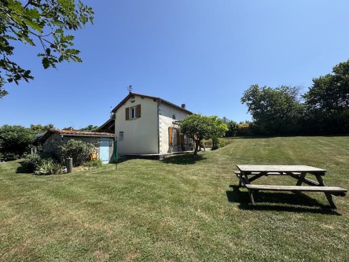 Image No.10-Maison de campagne de 3 chambres à vendre à Brossac
