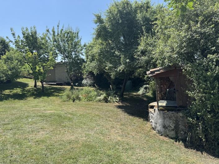 Image No.11-Maison de campagne de 3 chambres à vendre à Brossac
