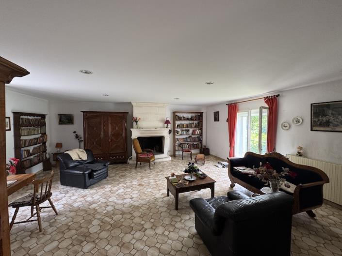 Image No.2-Maison de 4 chambres à vendre à Ribérac