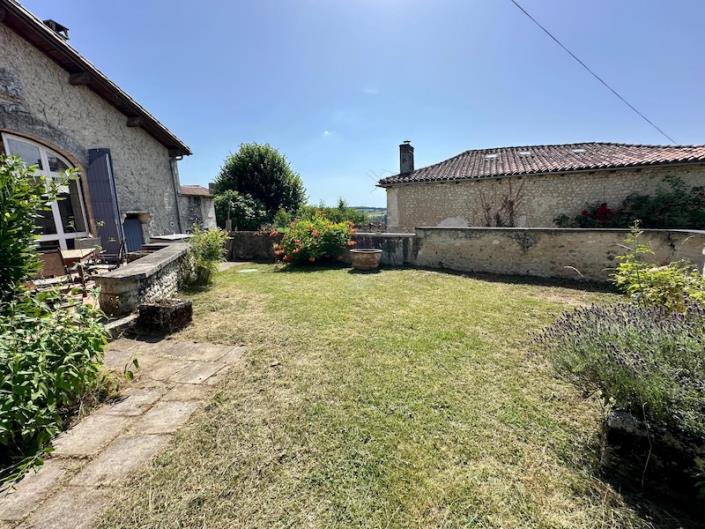 Image No.10-Maison de campagne de 3 chambres à vendre à Saint-Paul-Lizonne