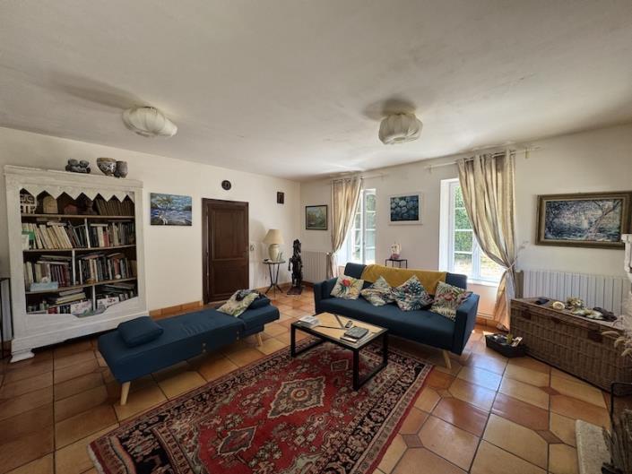 Image No.7-Maison de campagne de 5 chambres à vendre à Montguyon