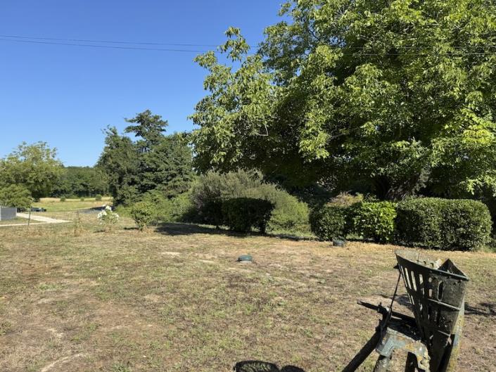 Image No.7-2 Bed Country Property for sale