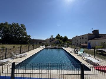 1 - Saint-Paul-Lizonne, Apartment